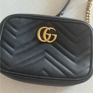 Gucci Marmont crossbody leather purse